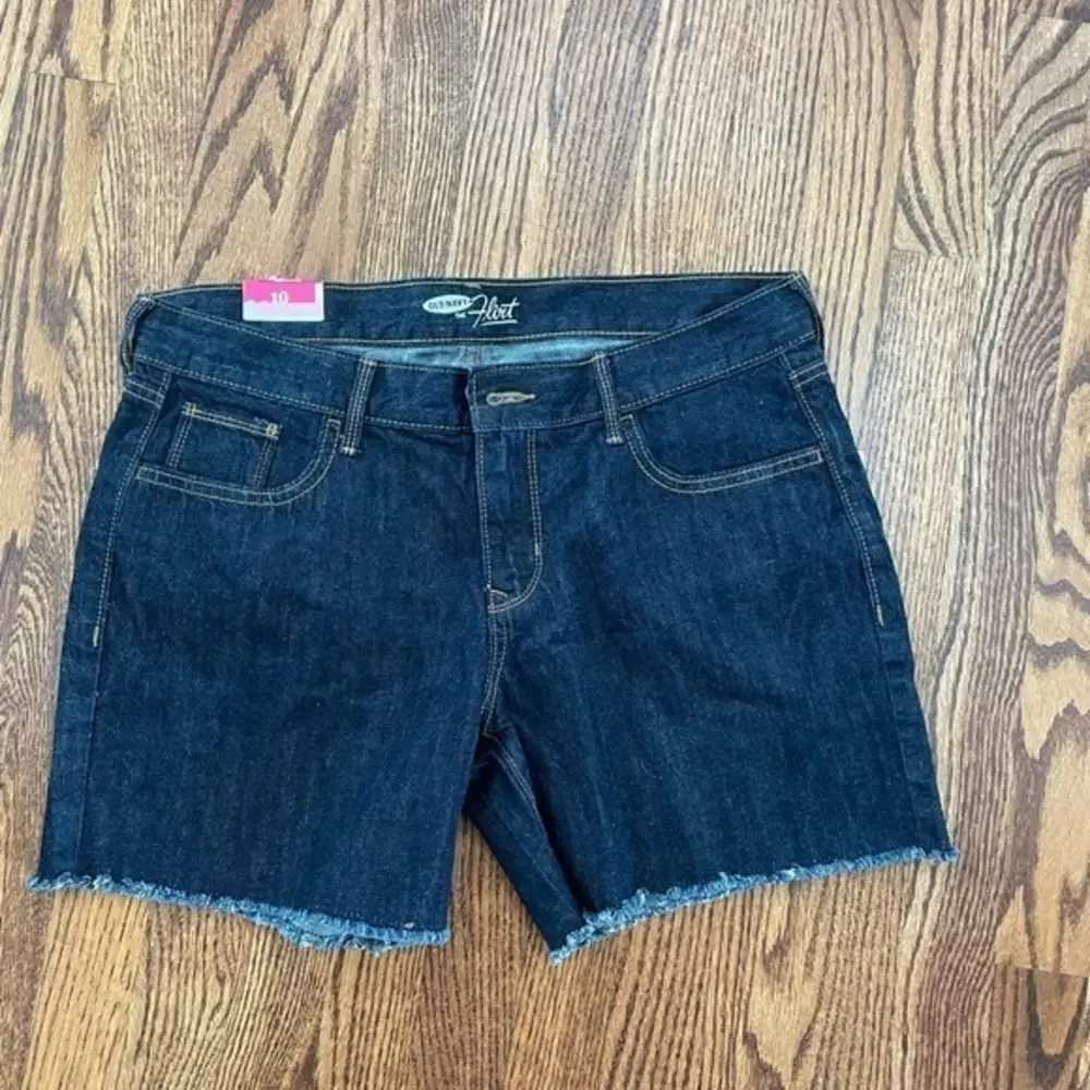 Old navy flirt‎ 5” dark wash denim jean shorts 10